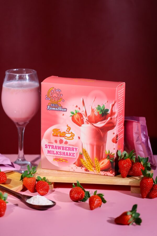 STRAWBERRY MILKSHAKE